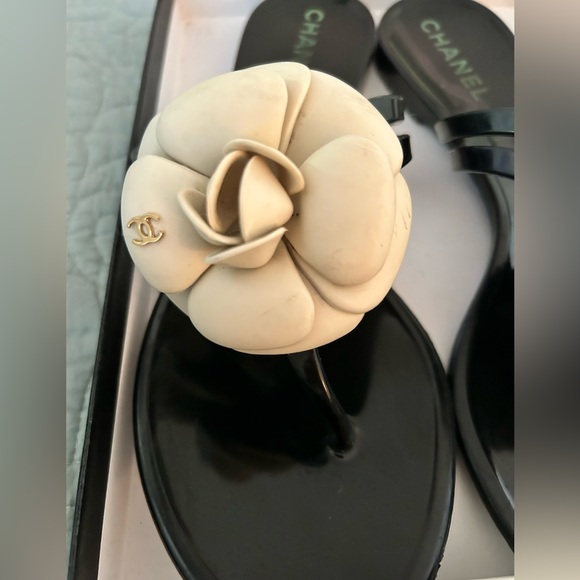 Chanel Camellia Sandals - Picture 3 of 10